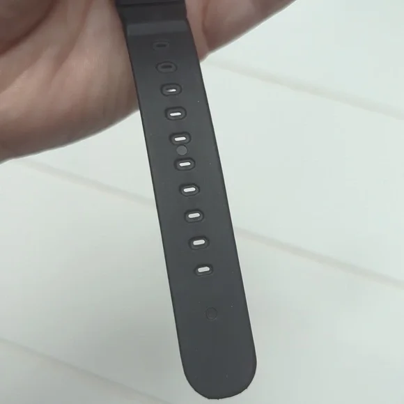 Ultra Rare Vintage Analog 90's Watch - Picture 7 of 9